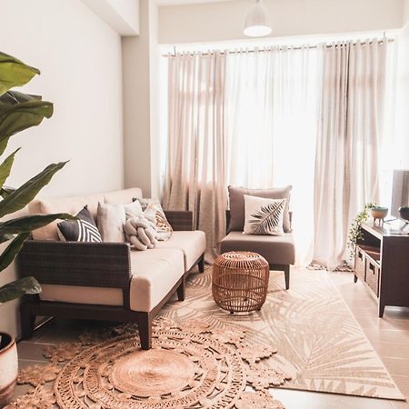 Modern Tropical Luxe Apartment - Boracay Newcoast Yapak 외부 사진